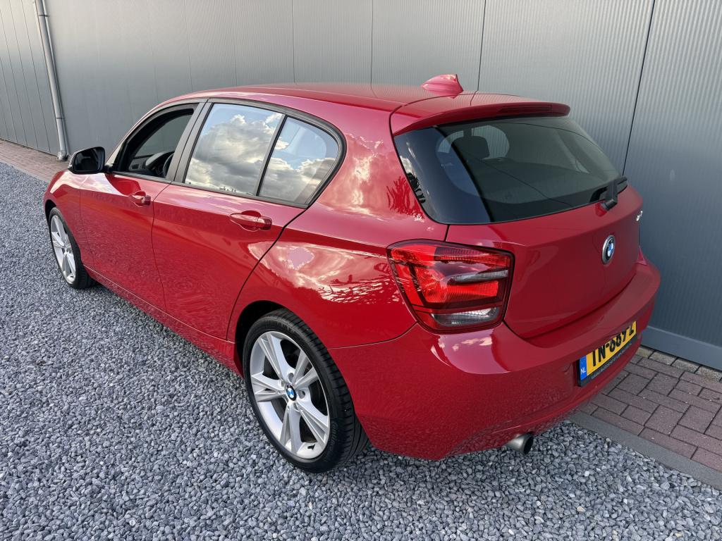 BMW 1 Serie 114i ede business 5-drs