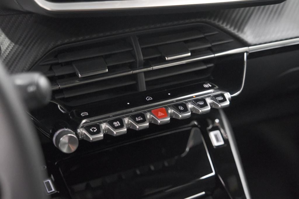 Peugeot E-2008 ev allure avantage 54 kwh | soh 97,7% | 11 kw lader | apple 