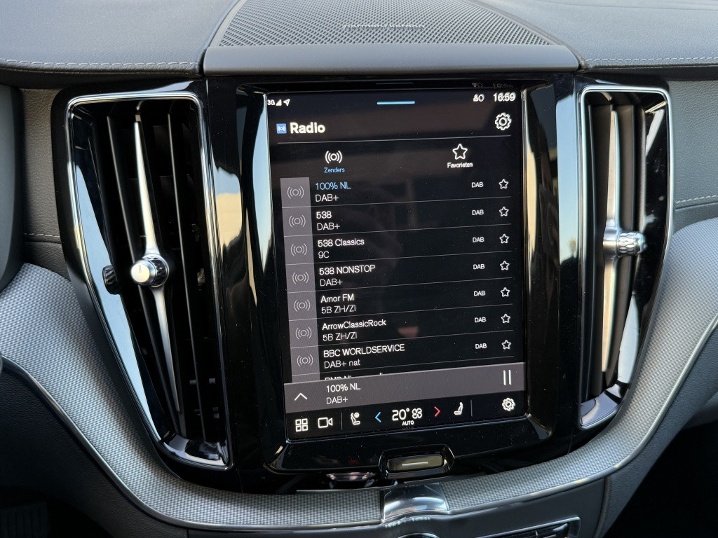 Volvo XC60 t6 398pk recharge black edition ultra dark full options !