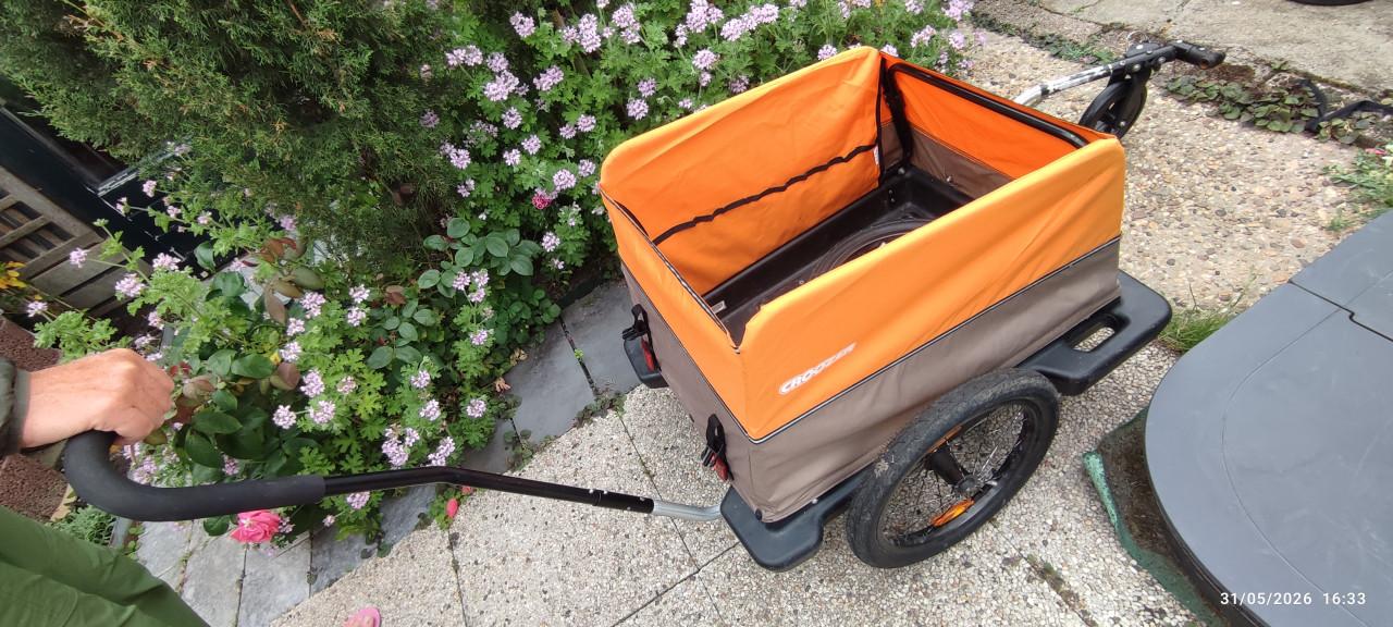 Croozer Cargo fietsaanhanger (of handkar) + reservewiel
