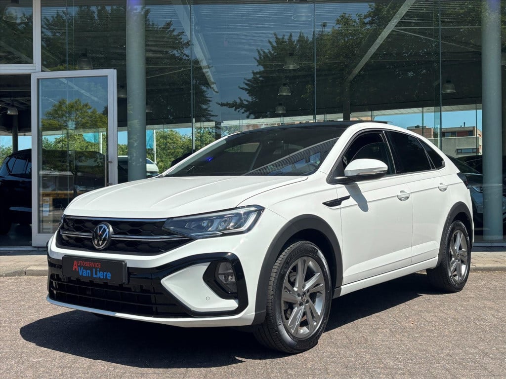 Volkswagen Taigo 1.0 tsi 110pk r-line| pano dak|trekhaak|led| navi via carp