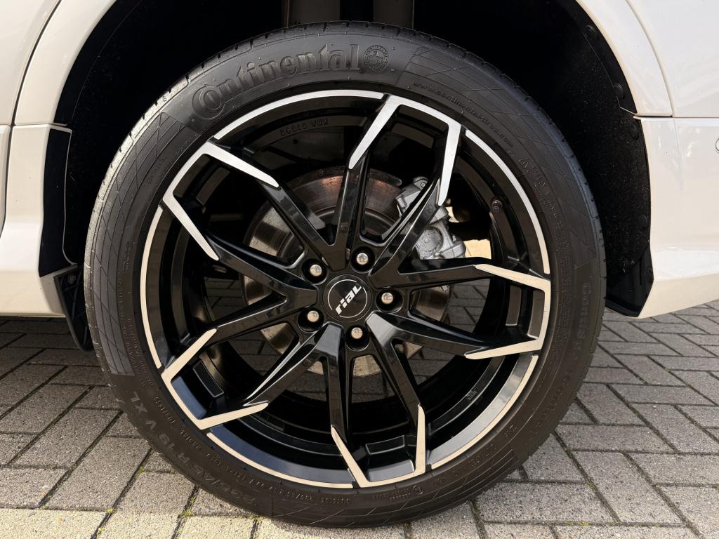 Ford Kuga 2.0 vignale | sony audio | stoel/stuur verwarming | acc | pano | 