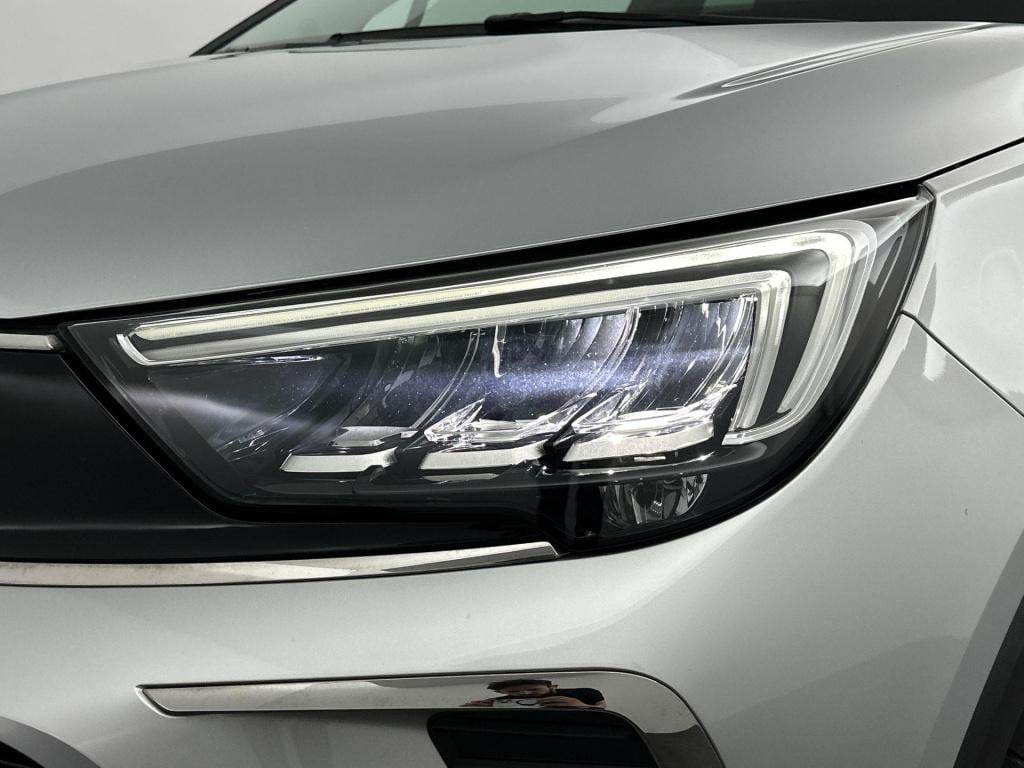Opel Crossland X 1.2 turbo ultimate | alcantara agr | apple carplay&android