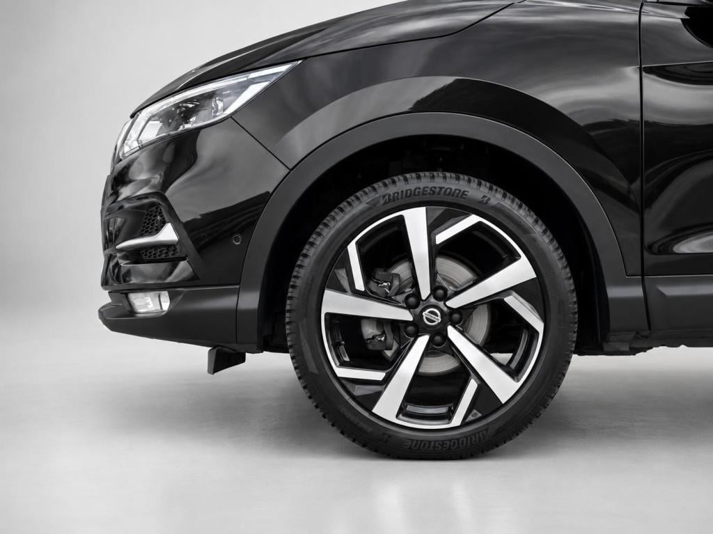 Nissan Qashqai 1.3 dig-t tekna