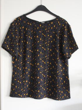 Shirt antraciet met panterprint maat m