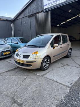 Renault modus jaar apk!