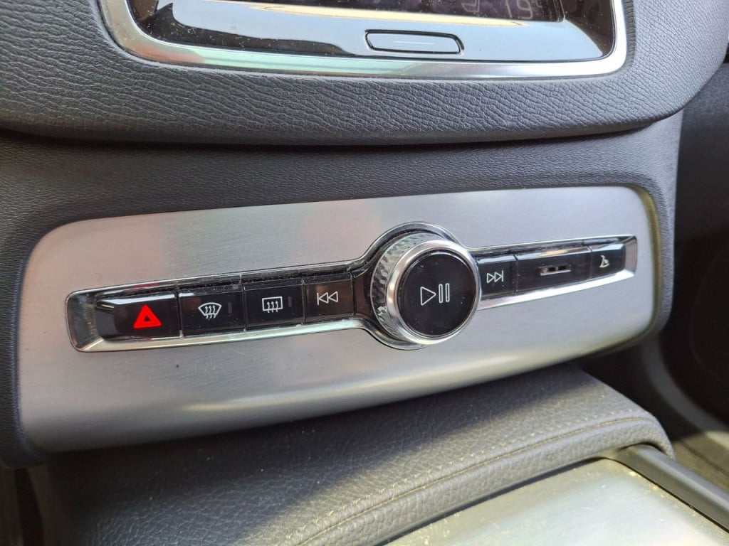Volvo XC90 2.0 t8 twin engine awd inscription