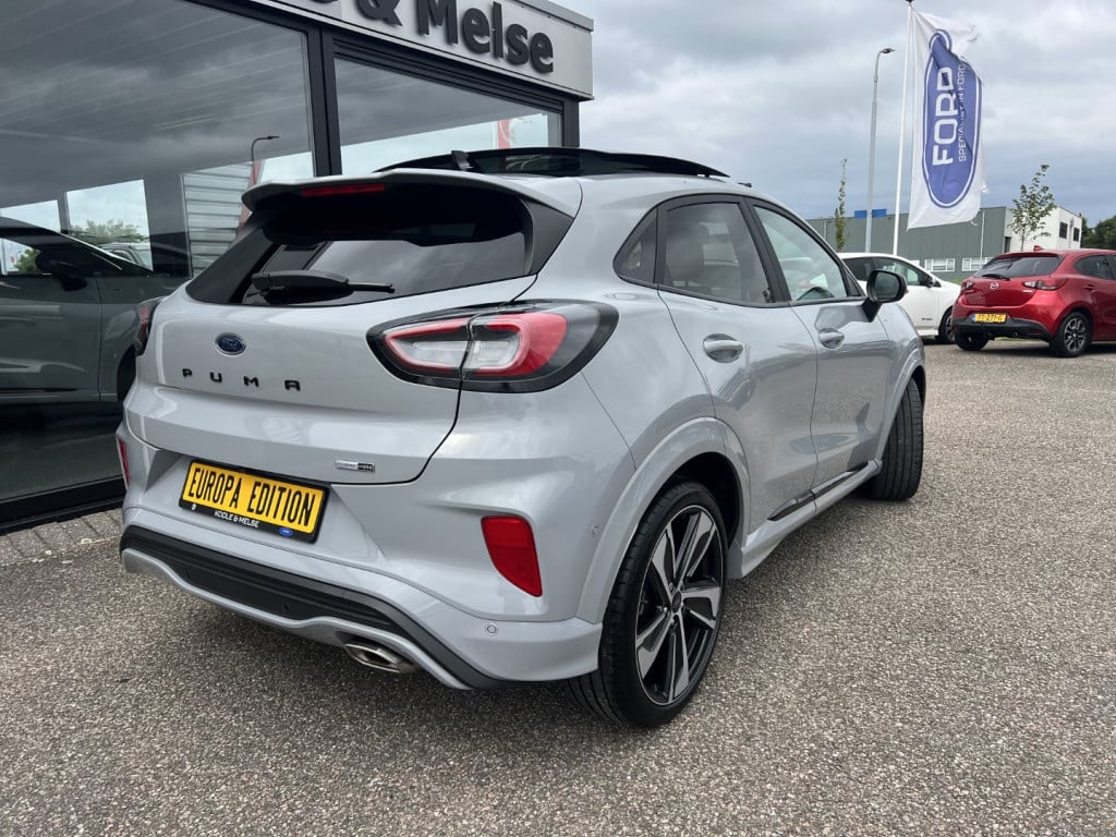 Ford Puma 1.0i ecoboost hybrid 155pk st-line x , panodak
