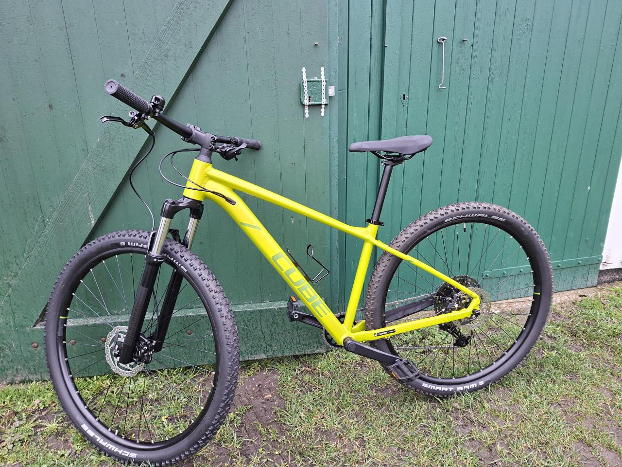 Mountainbike zo goed als nieuw.