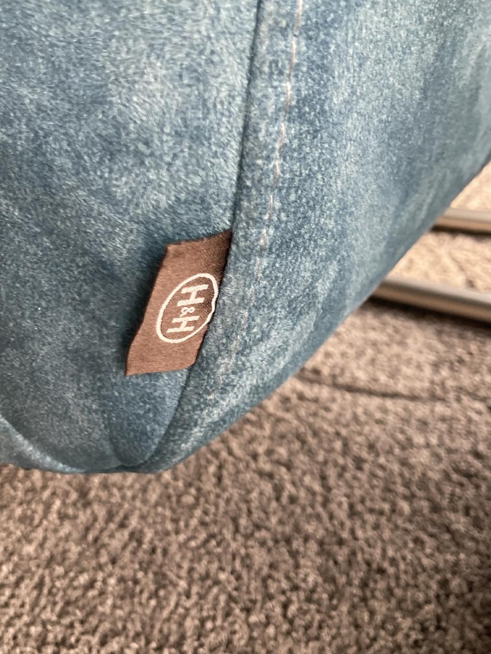 2 fauteuils van Henders en Hazzel