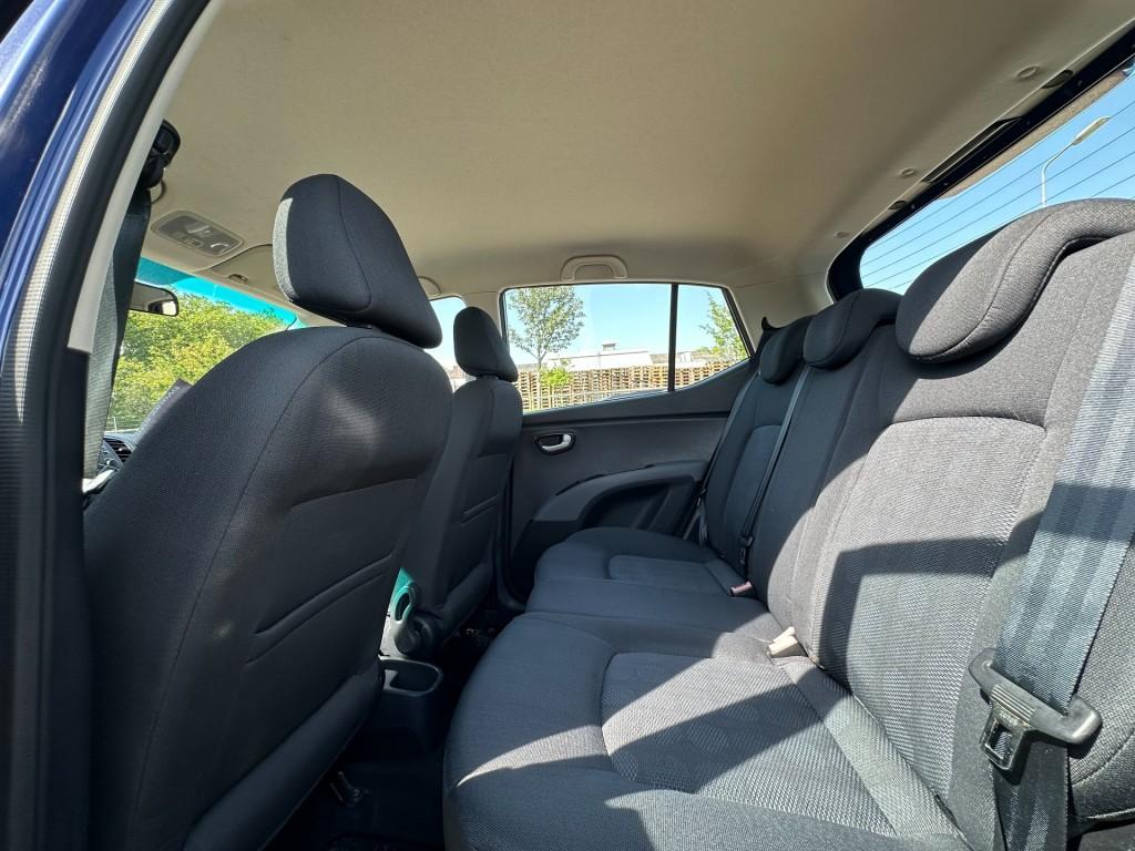 Hyundai I 10 1.1 dynamic cool airco elektrische ramen lage km-stand
