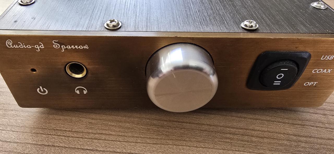 Audio-gd Sparrow koptelefoon versterker met geintegreerde DAC