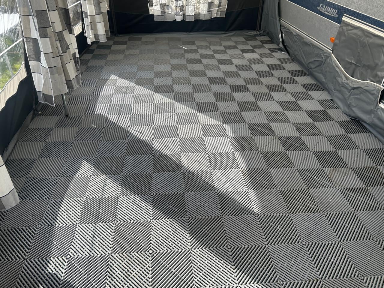 Caravan voortent vloer