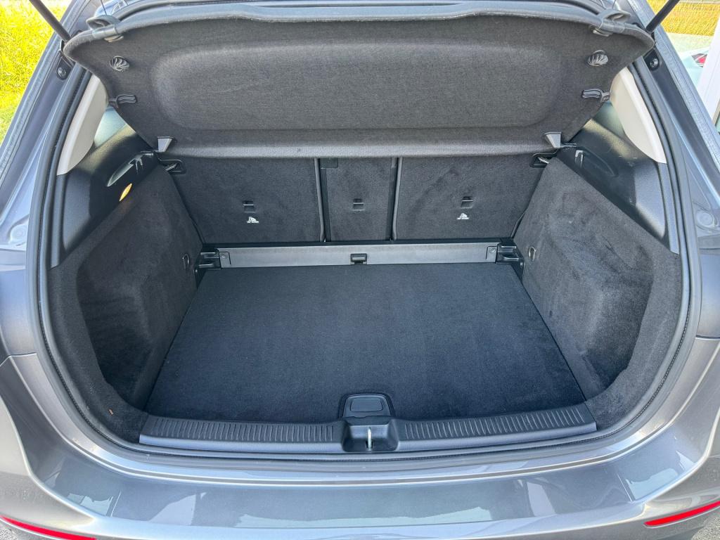 Mercedes-Benz B-Klasse 180 style automaat , achteruitrijcamera