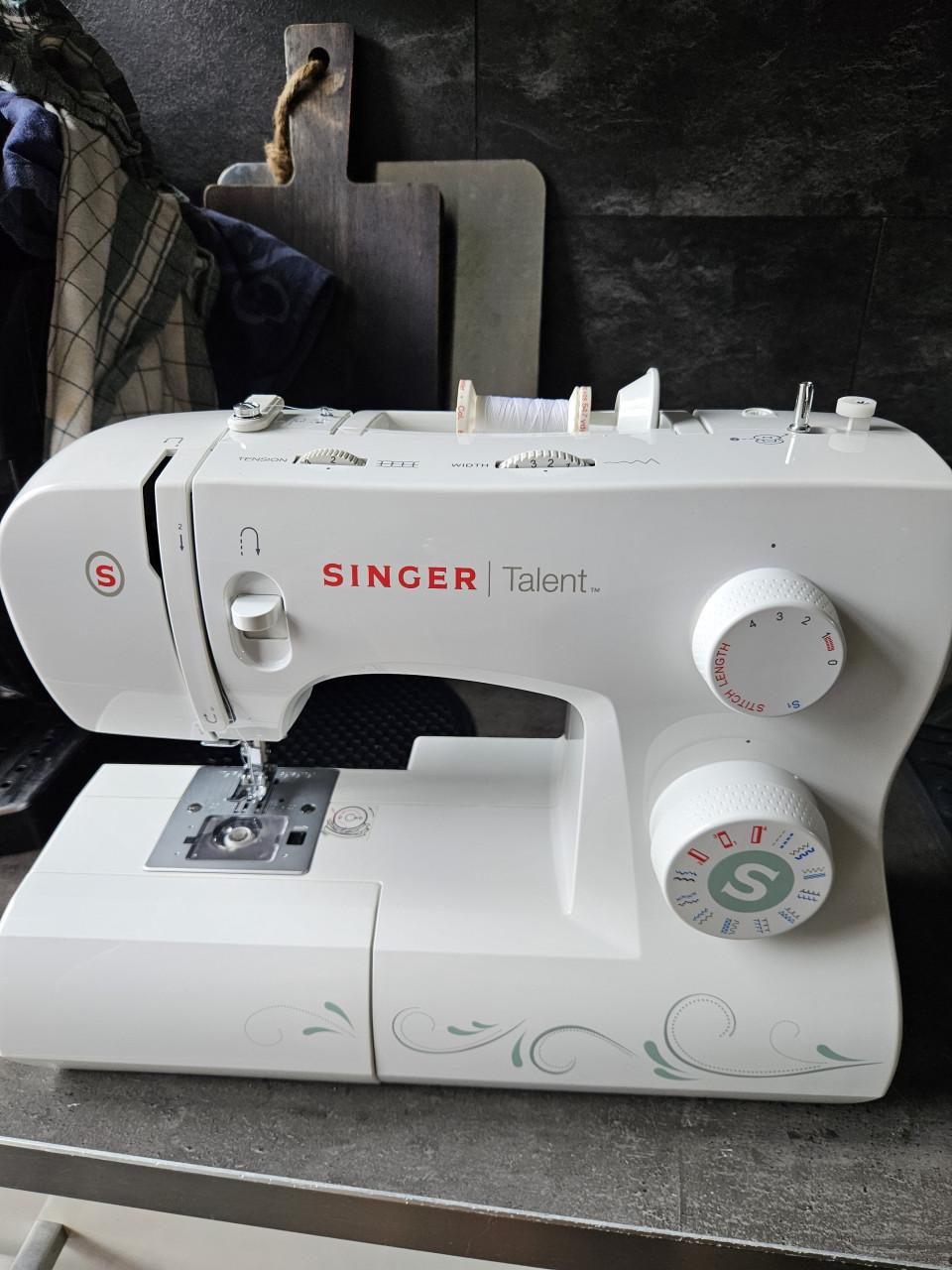 Singer Talent 3321 Naaimachine - Zo goed als nieuw