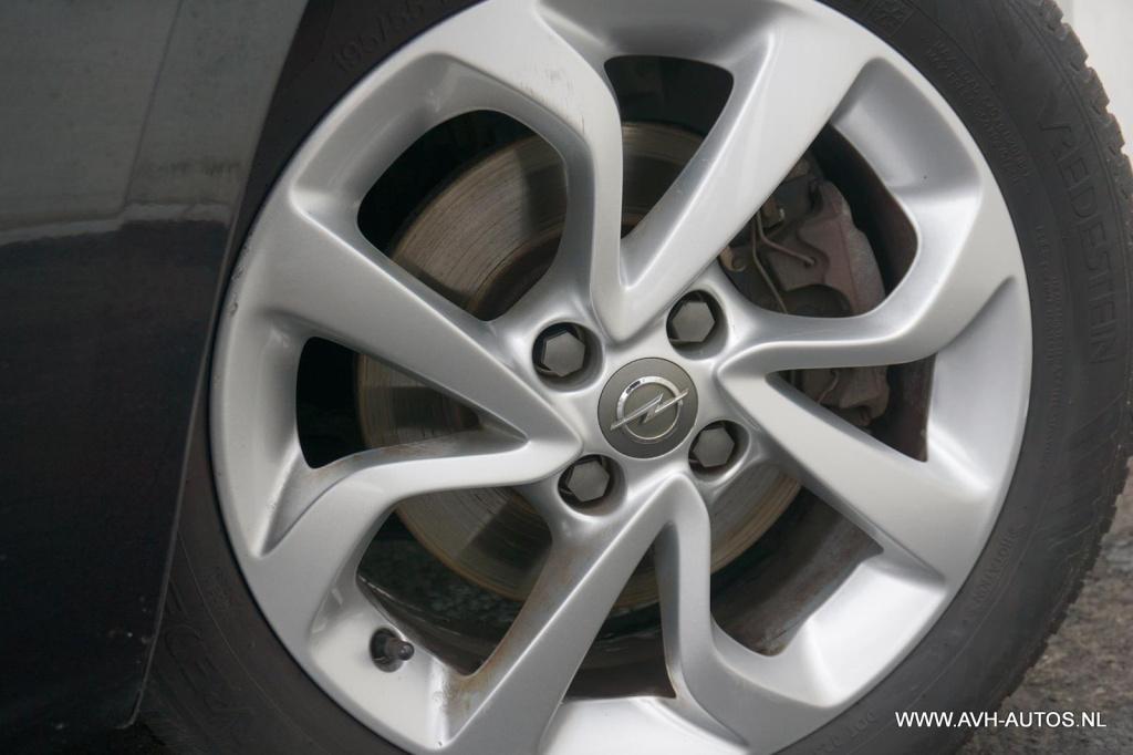 Opel Corsa 1.0 turbo edition