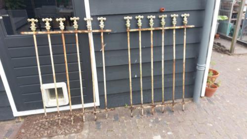 Brocante metalen hekjes