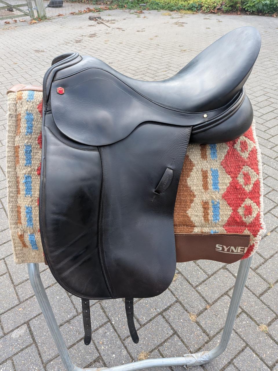 Albion zadel SLK MW 17,5 "