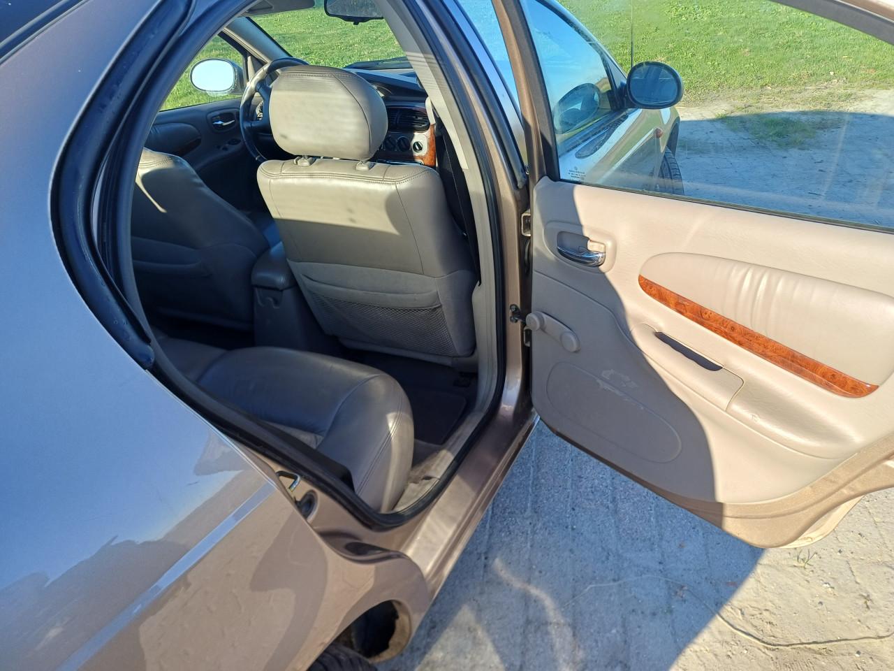 Chrysler neon 2.0 bruin