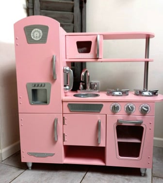 Kidkraft vintage speelgoedkeuken kleur roze