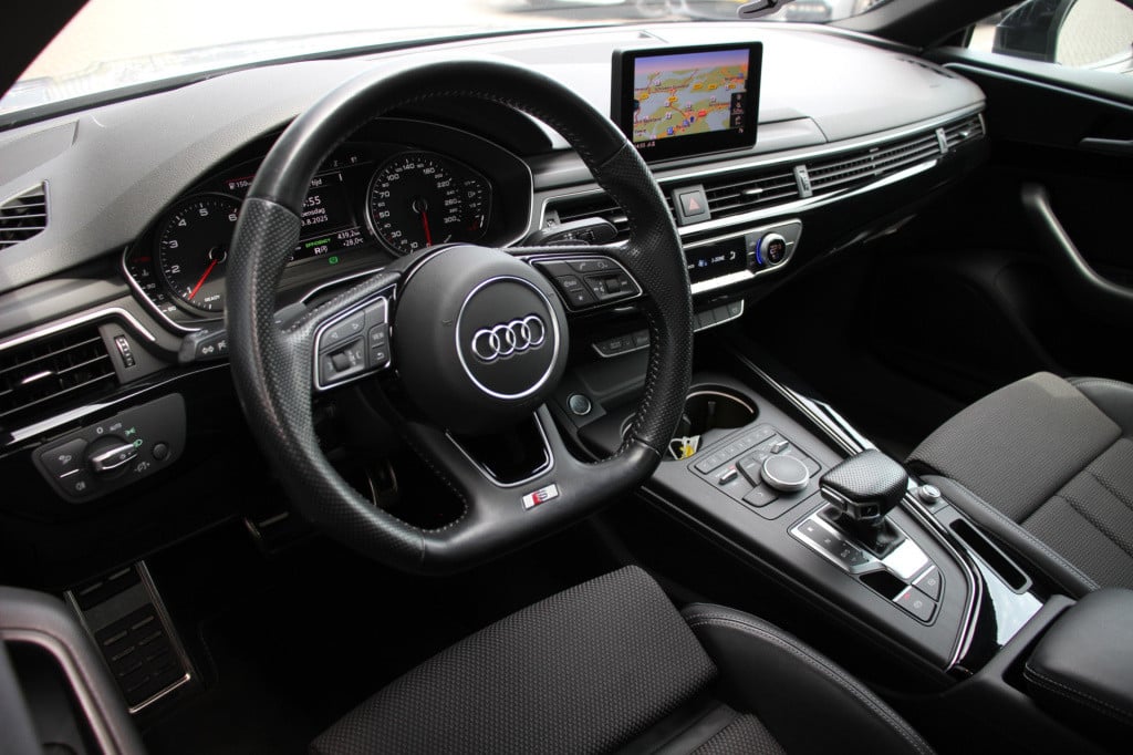 Audi A5 sportback 2.0 tfsi mhev sport s-line edition | pano. | 19'' | half 