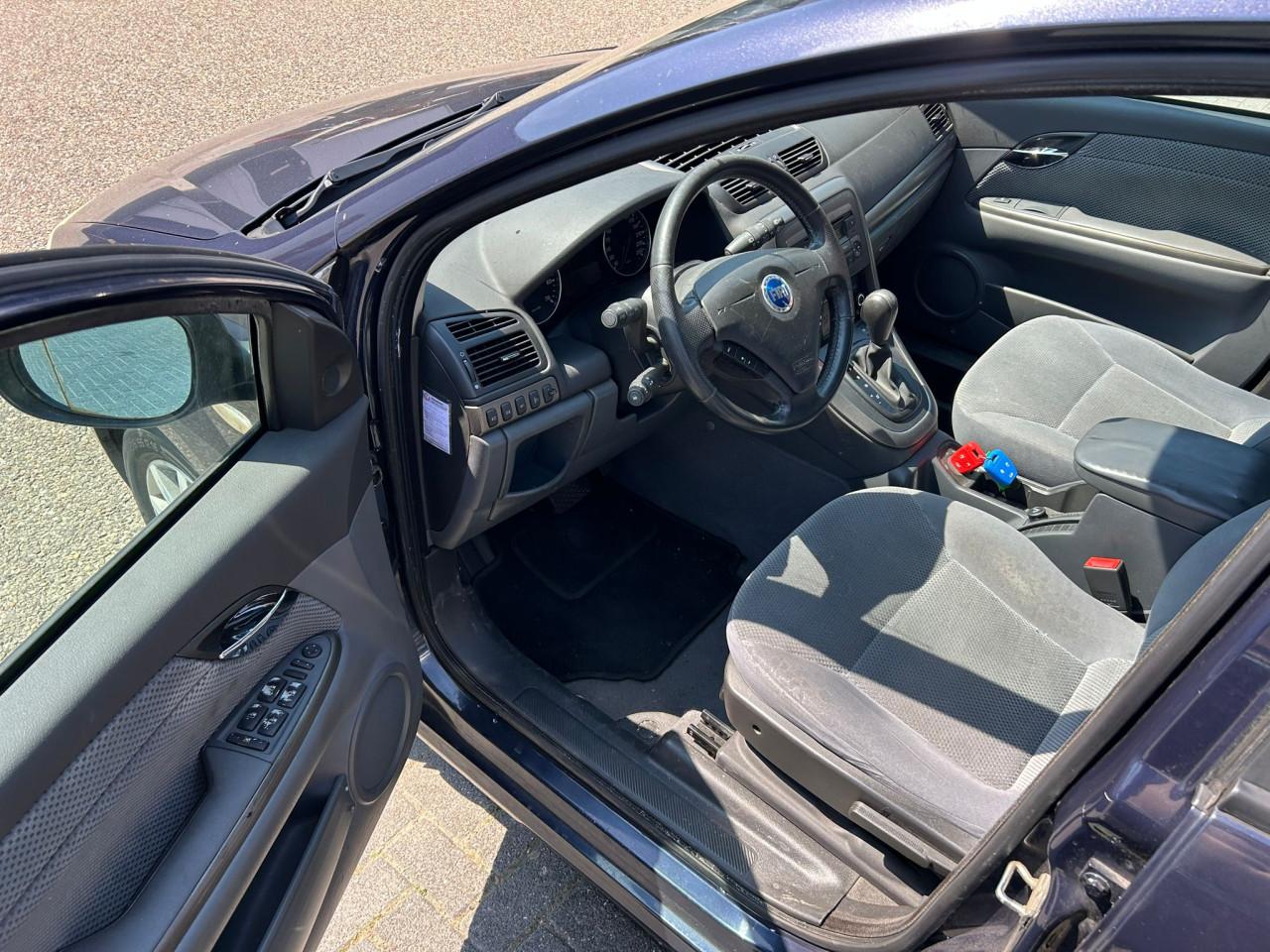 Fiat Croma 2.2- 16V Dynamic TOP AUTO/ Airco/ Cruise/ Alarm
