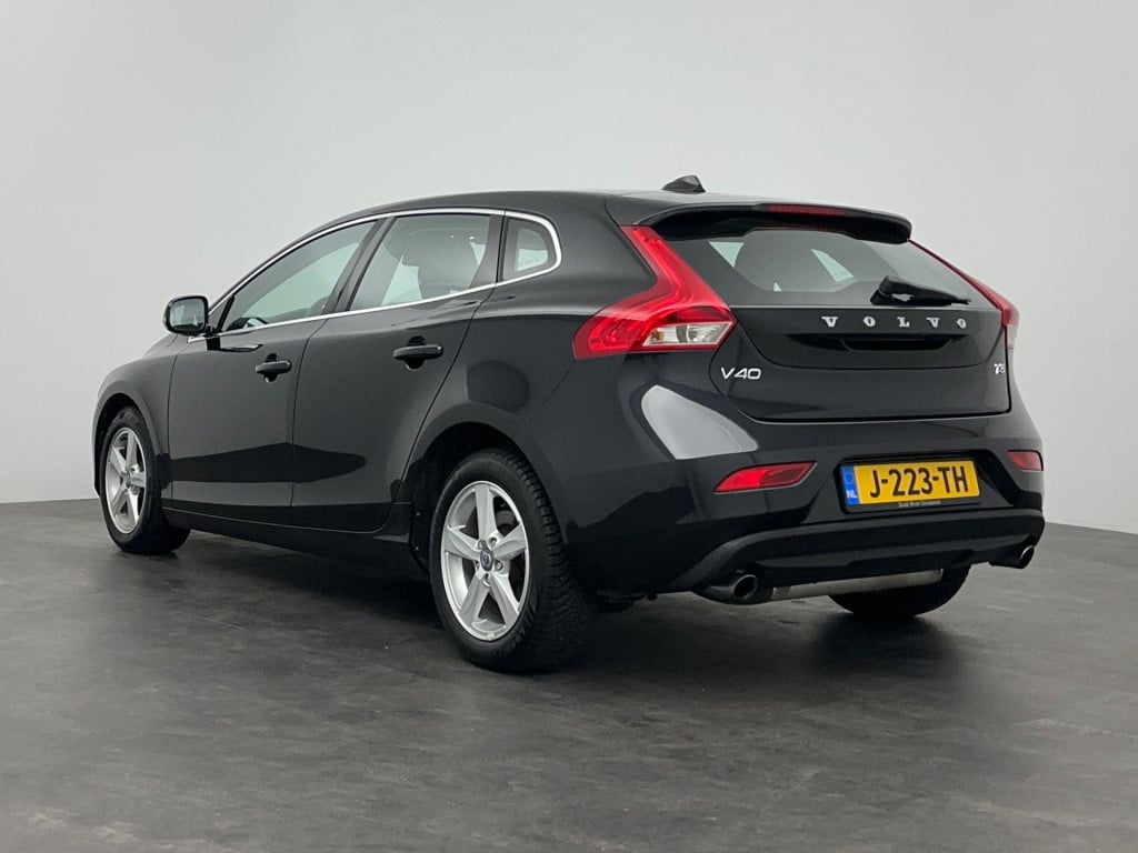 Volvo V40 1.6 t3 momentum clima cruise 107262km