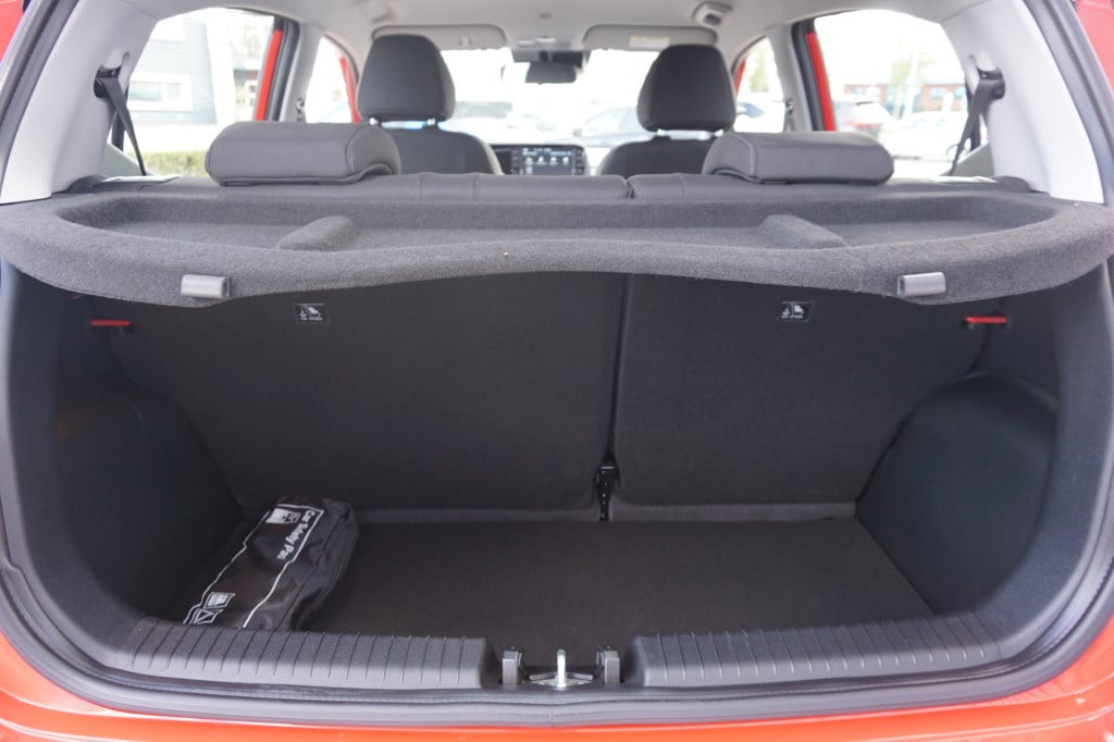 Hyundai I 10 1.0 comfort airco / cruise / carplay / lane ass. / elektr. ram