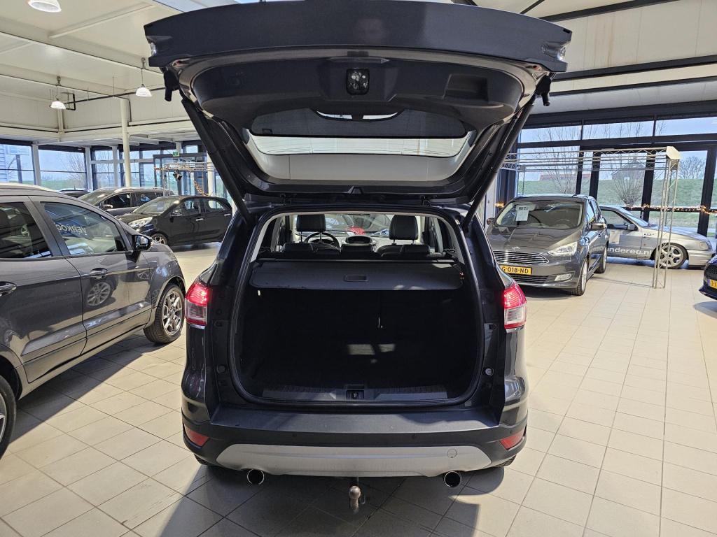Ford Kuga 1.5 titanium