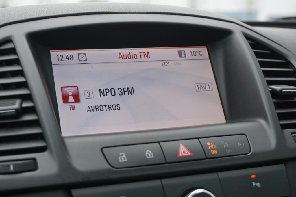 Opel Insignia 2.0 t edition automaat - climate / navi / cruise / leder / pa