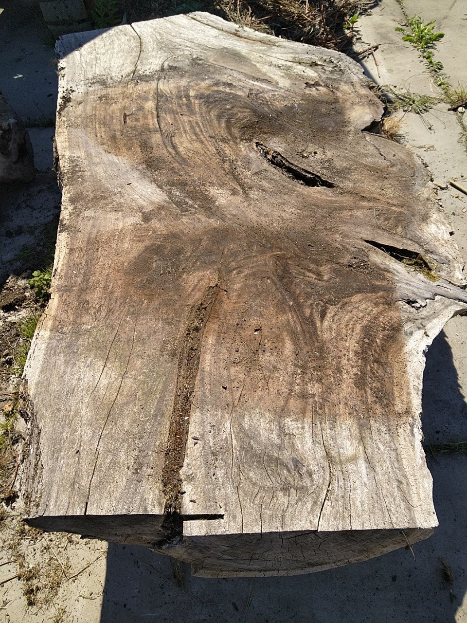 Houtblad massief  130x260 cm  40 cm dik!  en 140x140 cm