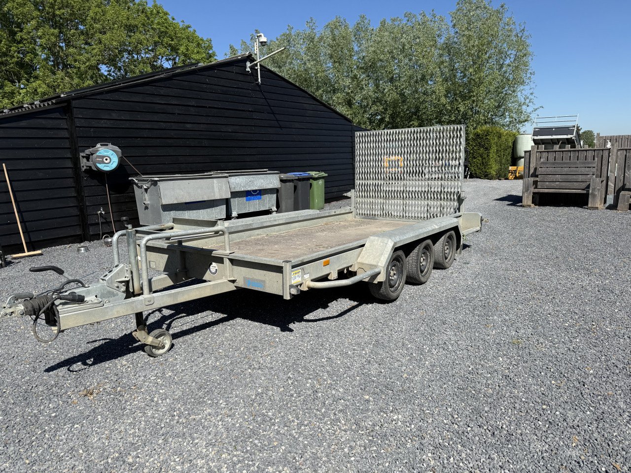 Hapert aanhangers