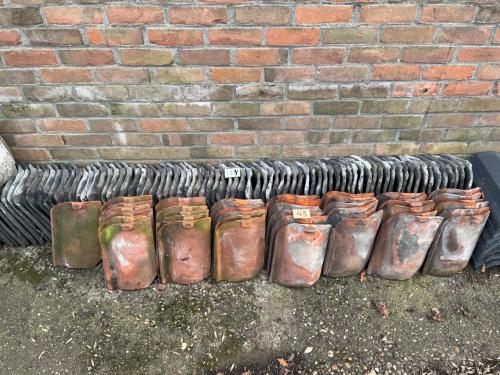 Mooie oude blauwe en rode Oude Holle/Boomse pannen