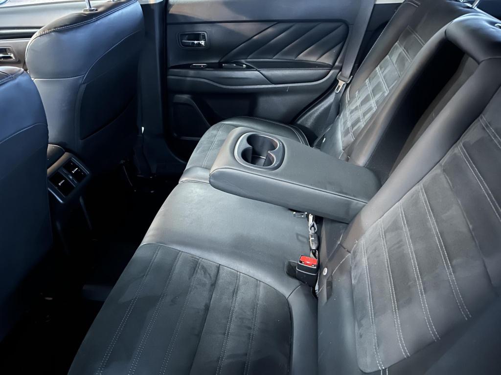 Mitsubishi Outlander 2.4 phev intense