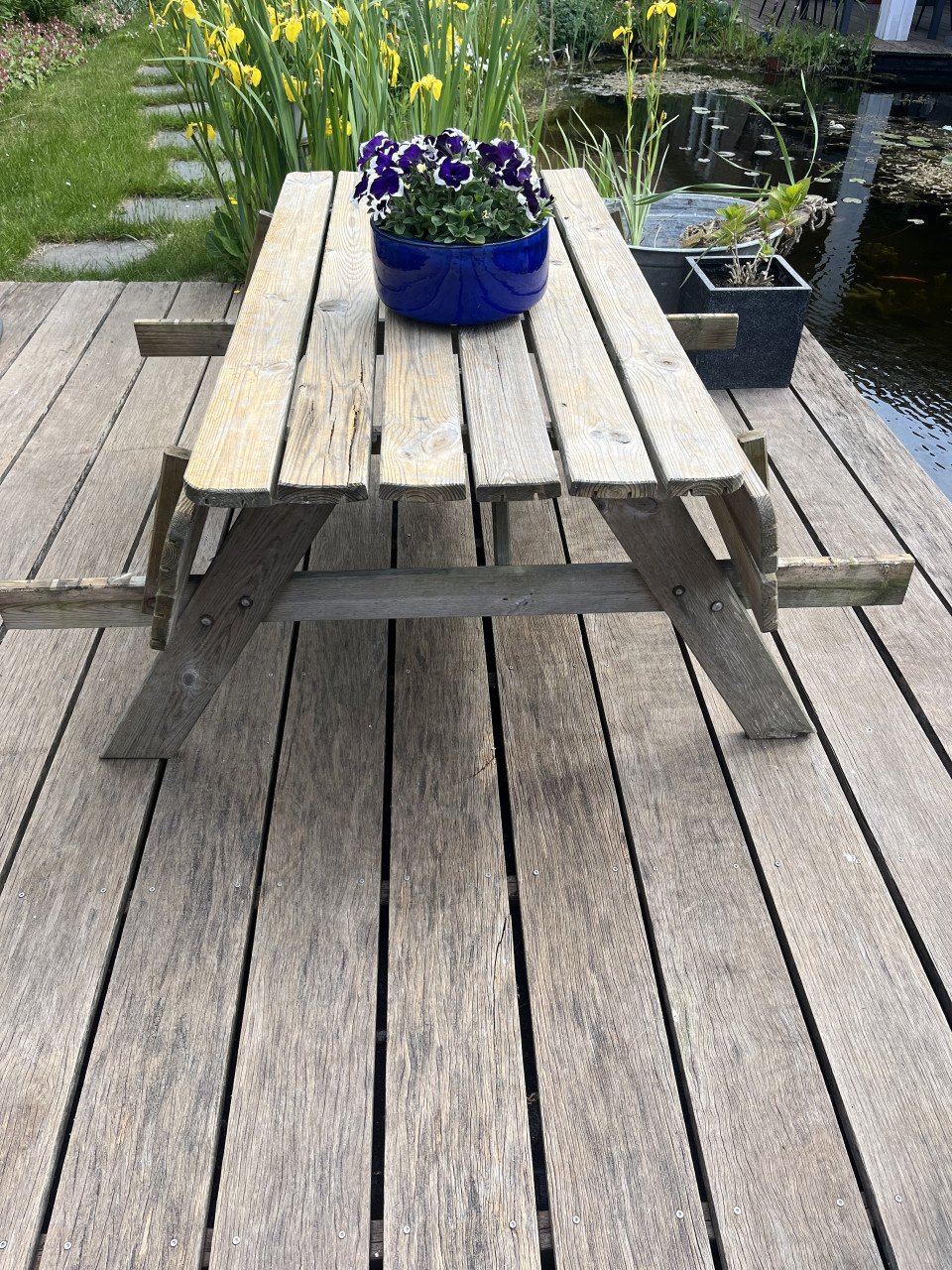 Houten picknicktafel