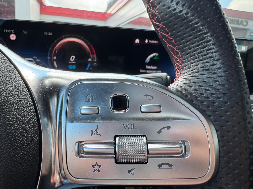 Mercedes-Benz A-Klasse 250 e business solution amg limited