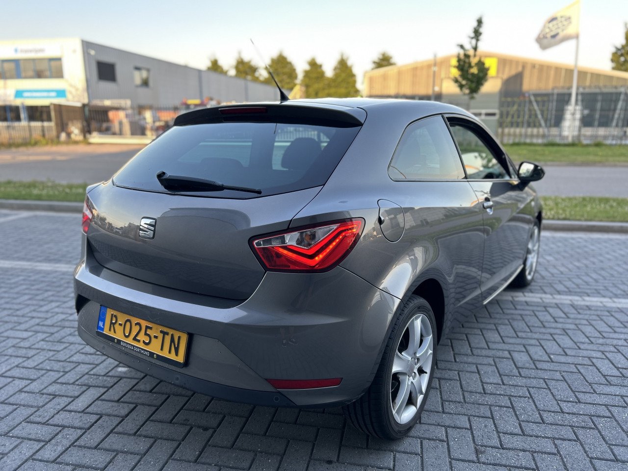 Seat Ibiza 1.2 TSI Style/XENON/CRUISE CONTR/APK