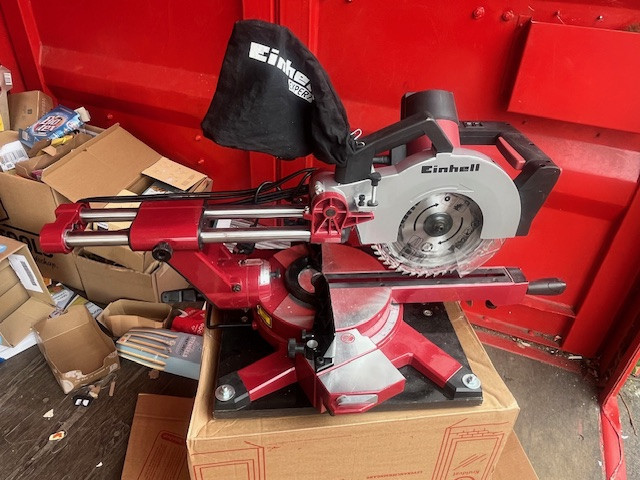 Trek-,kap-en verstekzaag Einhell TE-SM 2534 Dual 250 mm 30 mm 1800 W