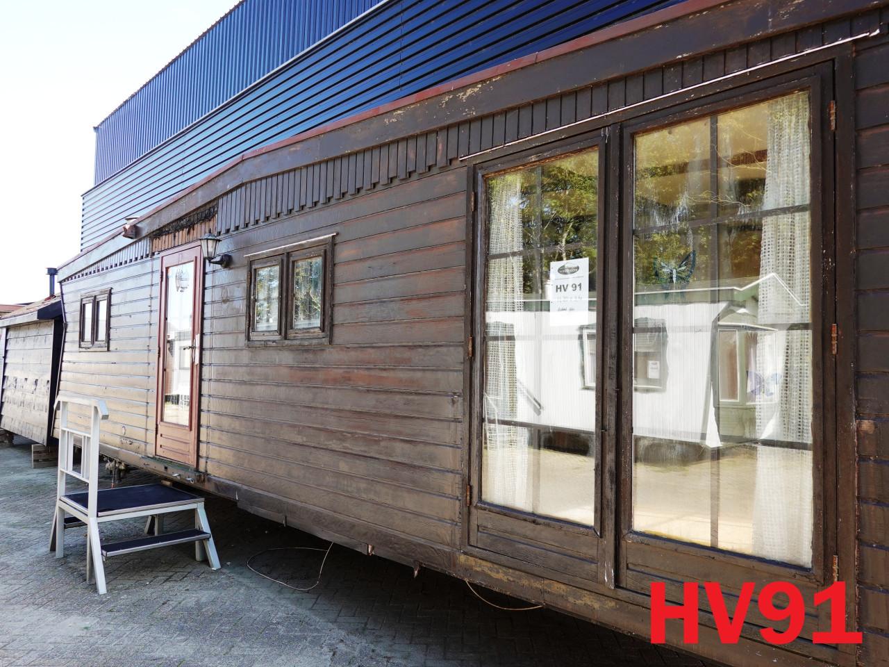 Diverse opknap chalets, stacaravans voor de handige klusser