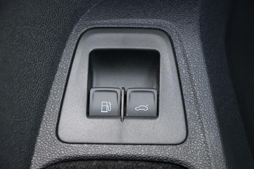 Volkswagen Tiguan 1.4 tsi ehybrid elegance 245pk dsg6 | soh 92,7% |