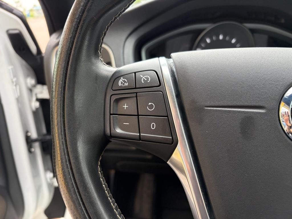 Volvo V40 2.0 t4 bns sport | automaat | trekhaak