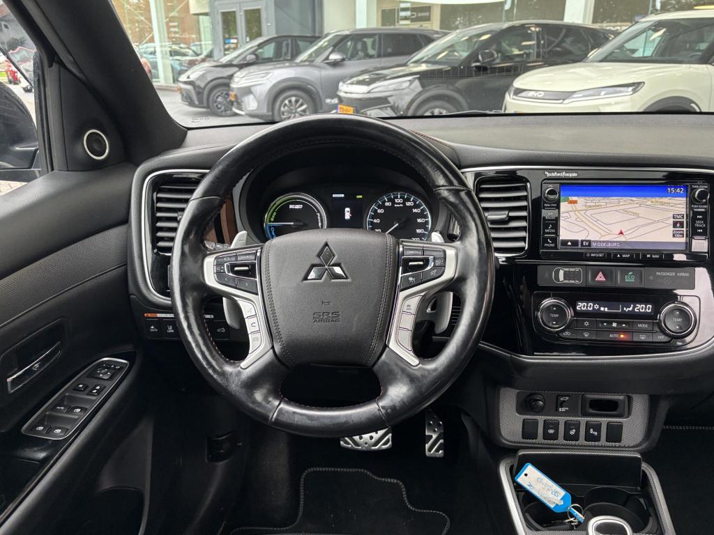 Mitsubishi Outlander 2.0 phev s-edition afneembare trekhaak!