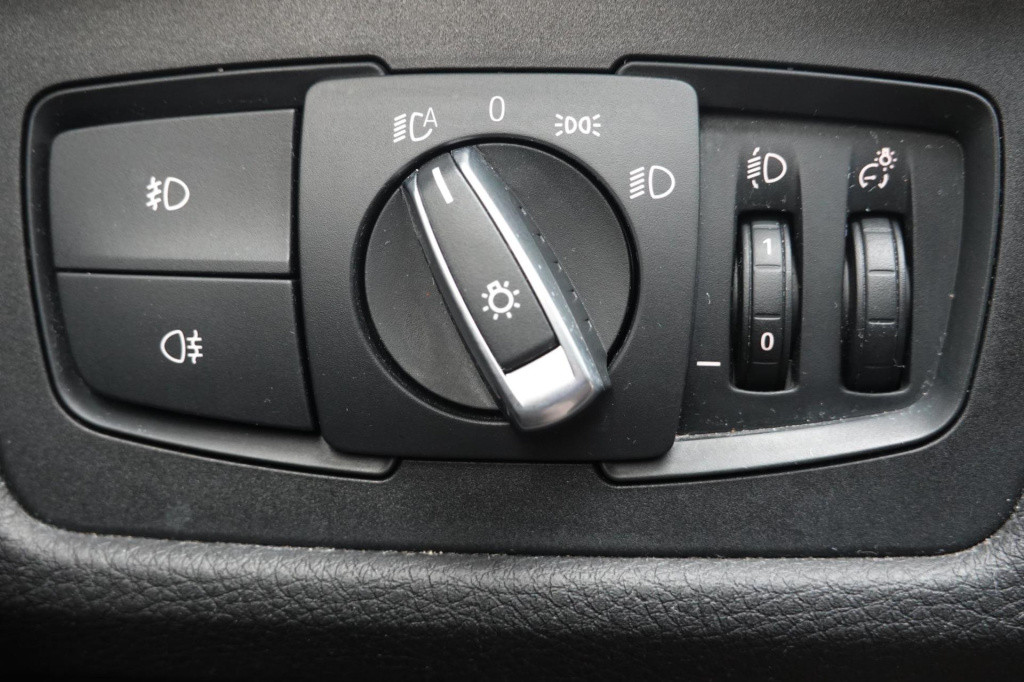 BMW 3-serie 320i executive