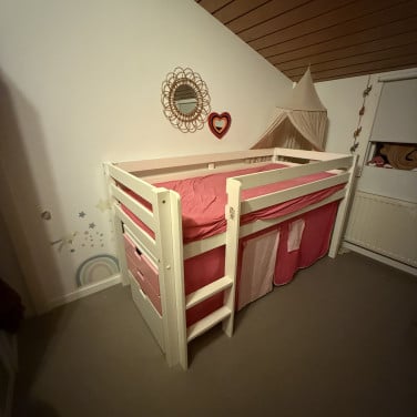 Half hoogslaper degelijk bed