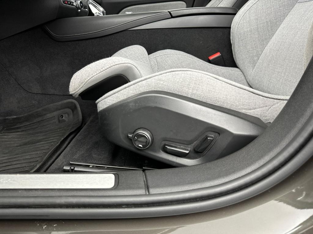 Volvo V60 t6 340pk recharge inscription| pano| 360camera| adap.cruise| tre