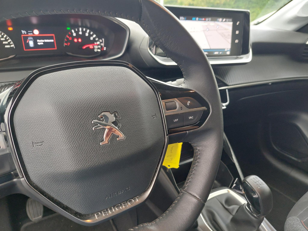 Peugeot 208 1.2 pt active pack navi/airco/lmv