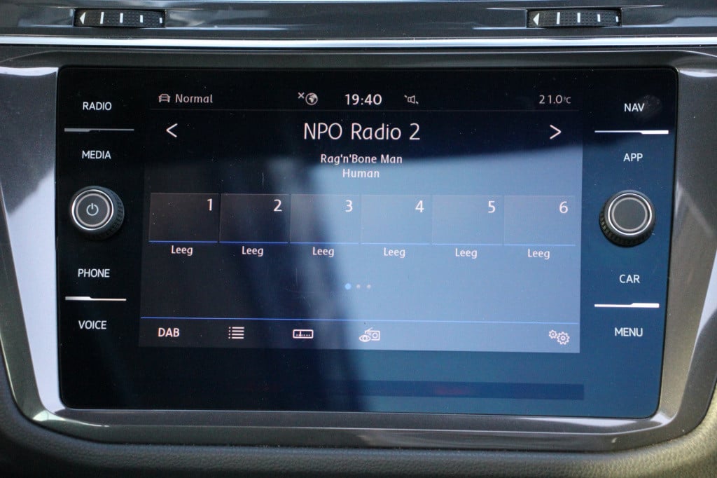 Volkswagen Tiguan Allspace 1.5 tsi highline r-line | pano | leder | 360 cam