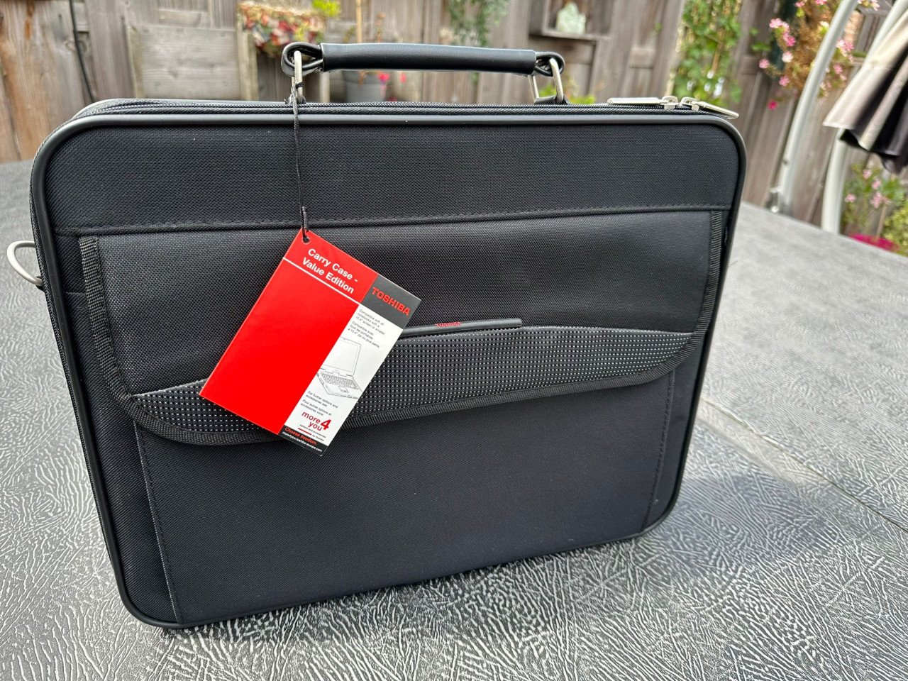 Toshiba laptoptas met draagband