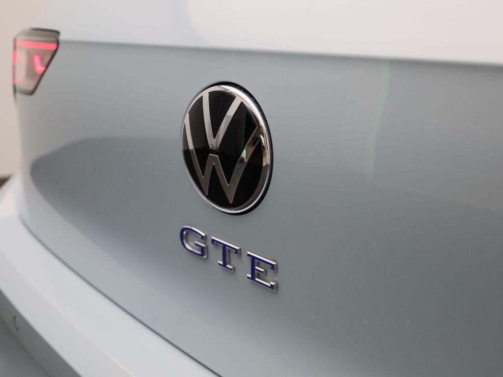 Volkswagen Golf 1.5 ehybrid gte | automaat | panoramadak | navigatie | appl