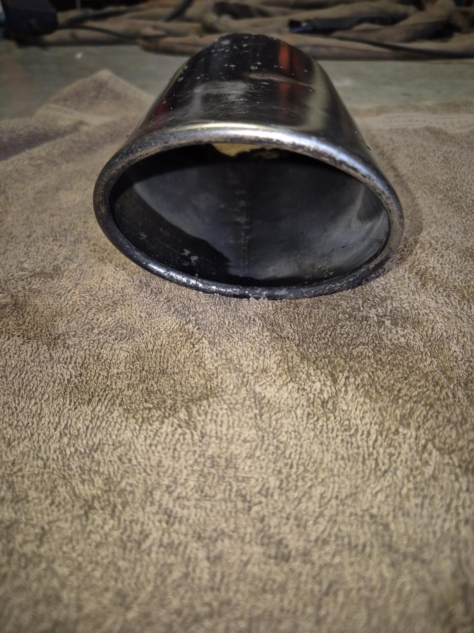 Saab aero uitlaat sierstuk